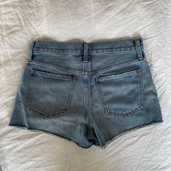 RELAXED DENIM SHORTS IN HOMECREST WASH: SIZE 25 - Picture 5 of 6
